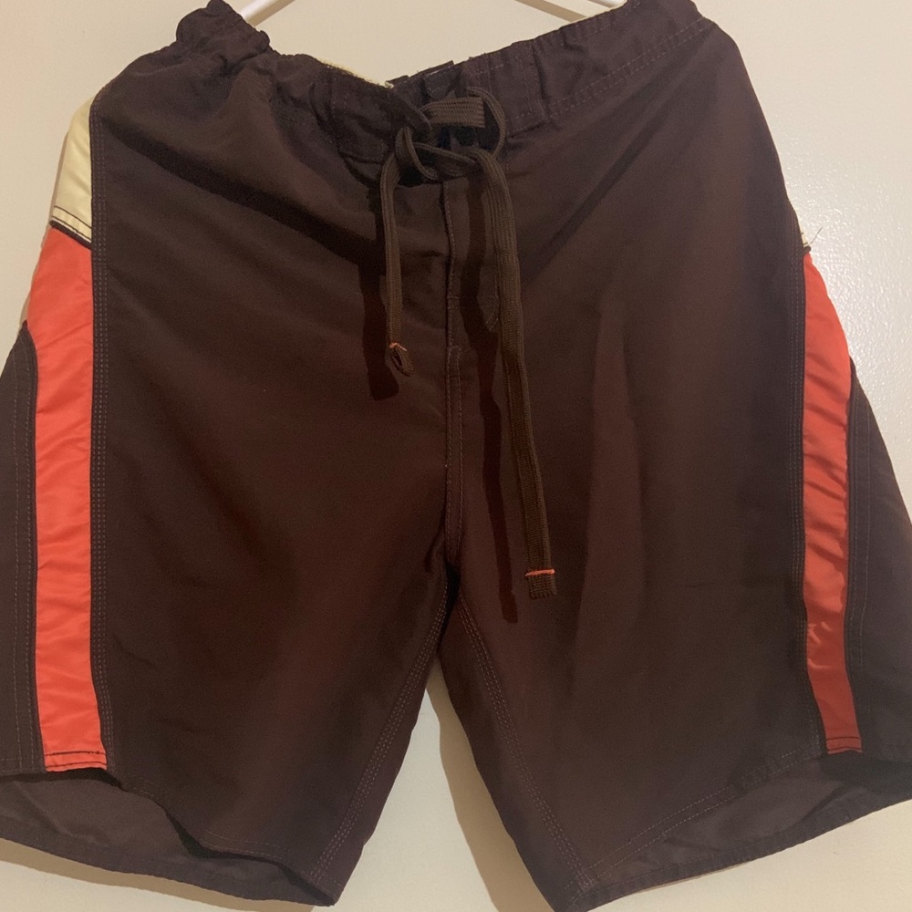 Men’s  Swim Trunk Size M  (32-34 )